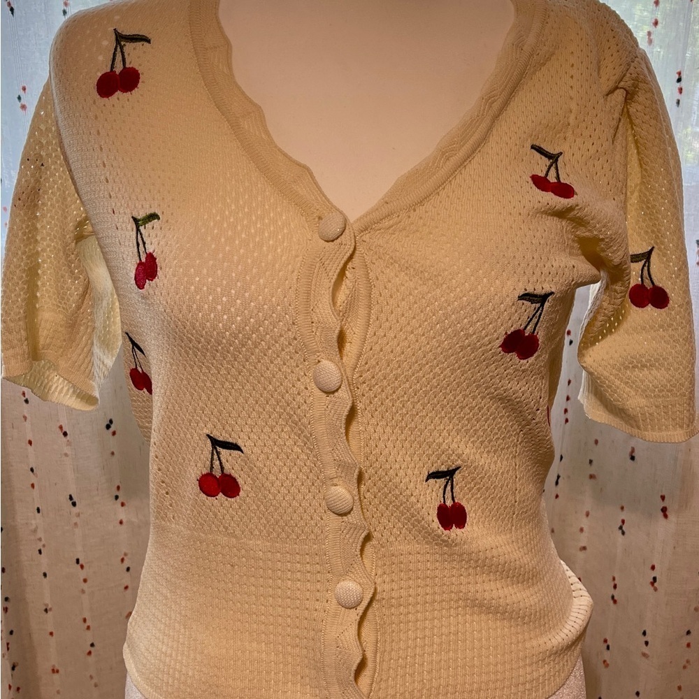 Cherry Embroidered Knit Cardigan Sweater Cute Fruit Motif Cottagecore Boho Small